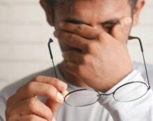 Factors like the patient’s character, carer’s personality and attitude towards the patient, relationship between the carer and patient, time spent together, and the severity of the illness impact the intensity of the caregiver burden.