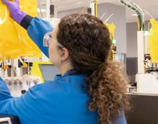 GSK Plc. and Spero Therapeutics have stopped their combined trial of an investigational oral treatment for urinary tract infections after the study achieved its goal on efficacy.