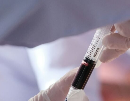 The US Food and Drug Administration has granted marketing access to Fujirebio Diagnostics, Inc.’s blood test to diagnose Alzheimer’s disease, the first such approval in the country.