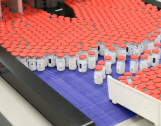 The US Department of Health and Human Services has terminated a contract awarded to Moderna Inc. for the late-stage development of a bird flu vaccine for humans.