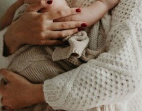 Biogen Inc., a US-based biotechnology company, got a nod from Britain’s medicines regulator for its drug to treat postnatal depression in adults.