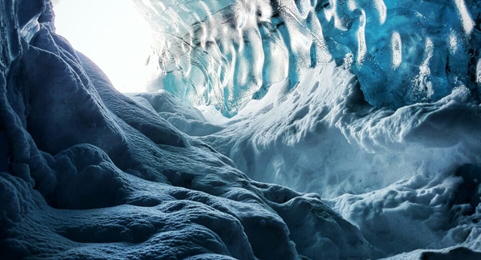 A 13,000-year-old ice cave, located in Romania’s northwestern Apuseni mountains of Transylvania, is housing bacteria that are resistant to about 10 modern antibiotics used to treat tuberculosis and urinary tract infections, a study finds.