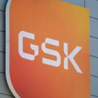 GSK Plc will invest $800 million in Montgomery, Pennsylvania to build a biopharmaceutical innovation and manufacturing hub, according to the state governor Josh Shapiro.